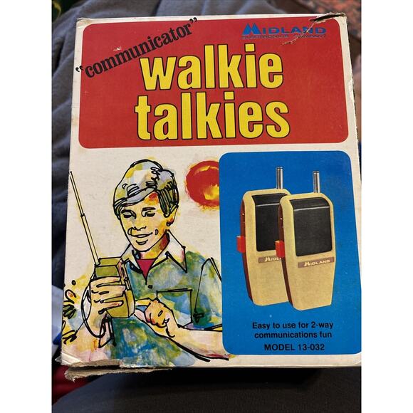midland electronics communicator Walkie talkies Radio #13-032 Vtg Old - Picture 1 of 6